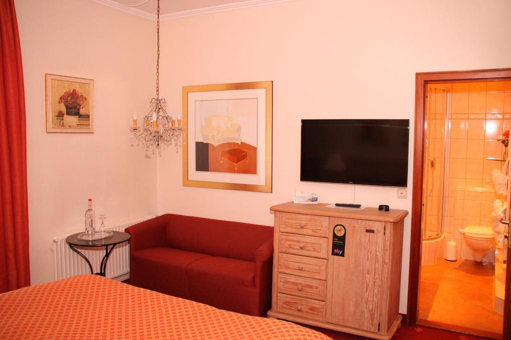 Double Room,109742097:JPEG