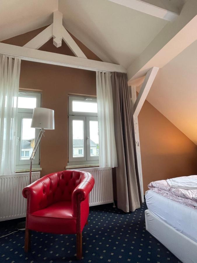 Deluxe Double Room,1111608741:JPEG