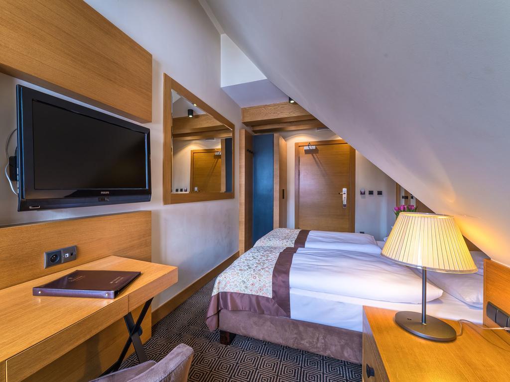 Economy Doppel-/Zweibettzimmer