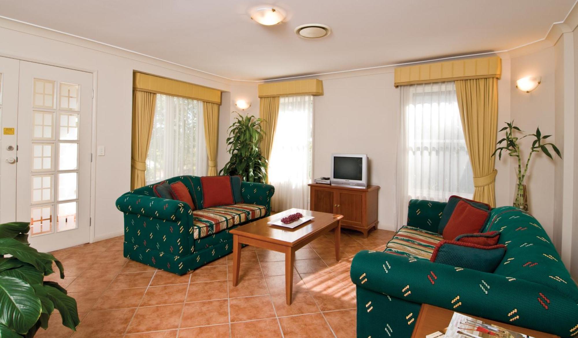 Two-Bedroom Suite,1219792522:JPEG