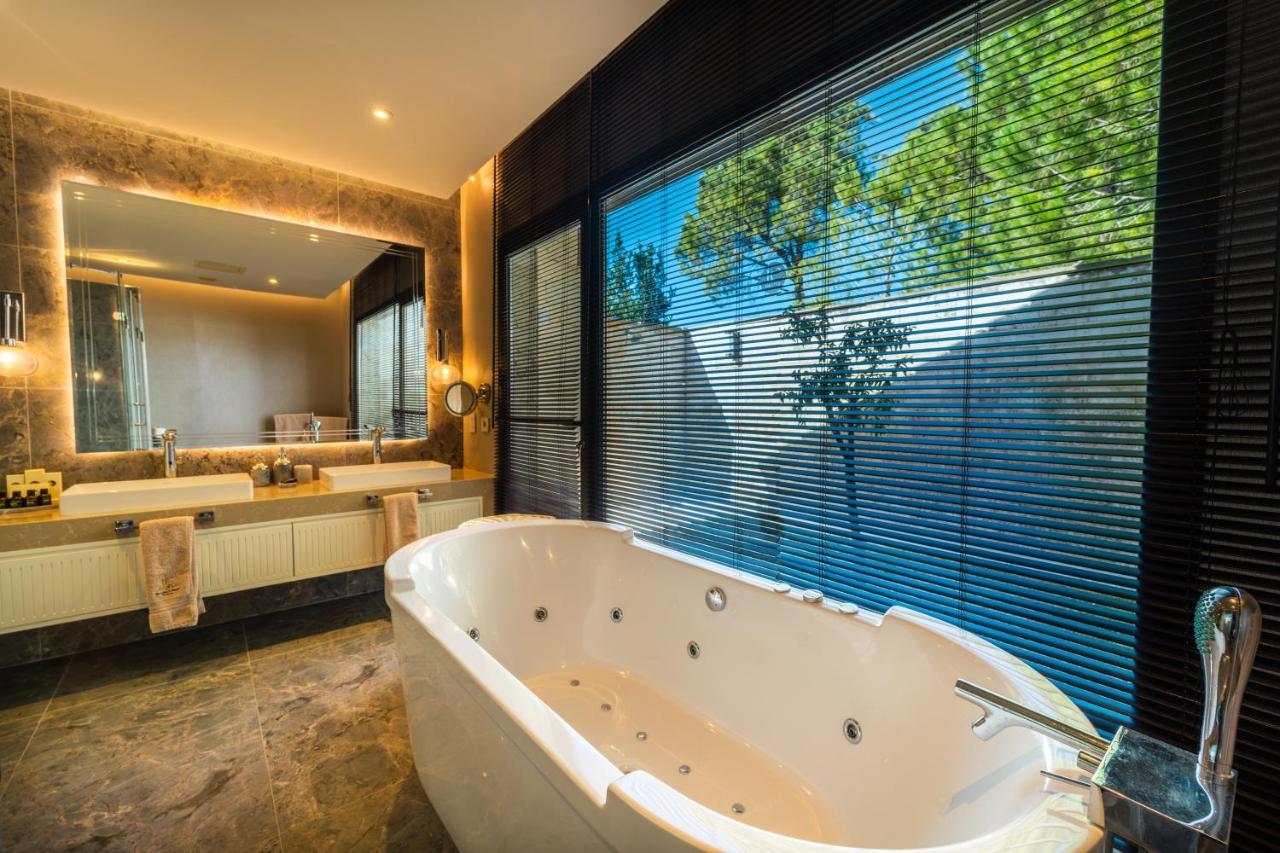 Superior Deluxe Villa mit eigenem Pool (5 Erwachsene + 2 Kinder)