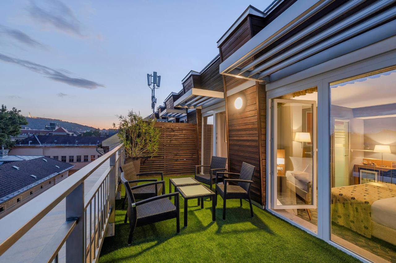 Superior Triple Room with Terrace,1588046223:JPEG