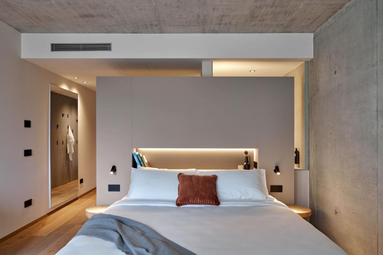 Large Double Room,1542500431:JPEG