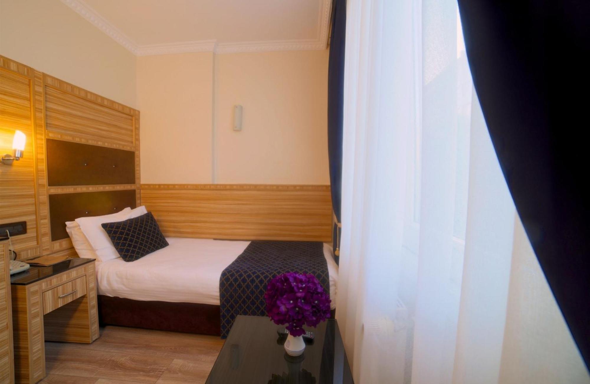 Standard Single Room,1498854715:JPEG