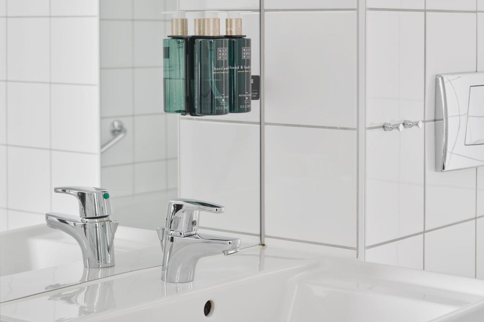 Compact Doppelzimmer