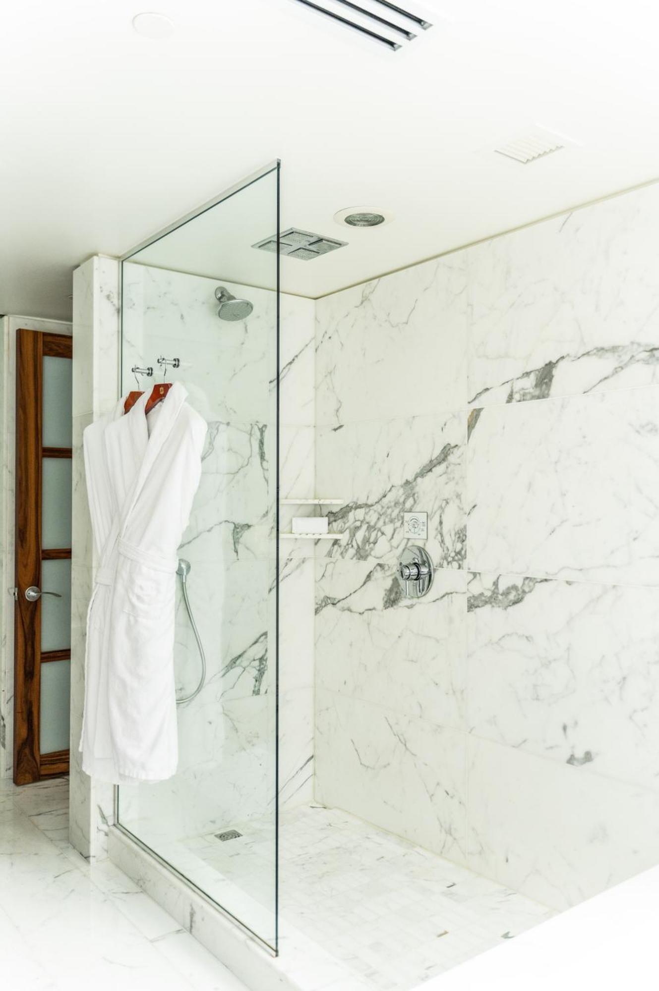 Suite mit 1 Schlafzimmer mit Stadtblick