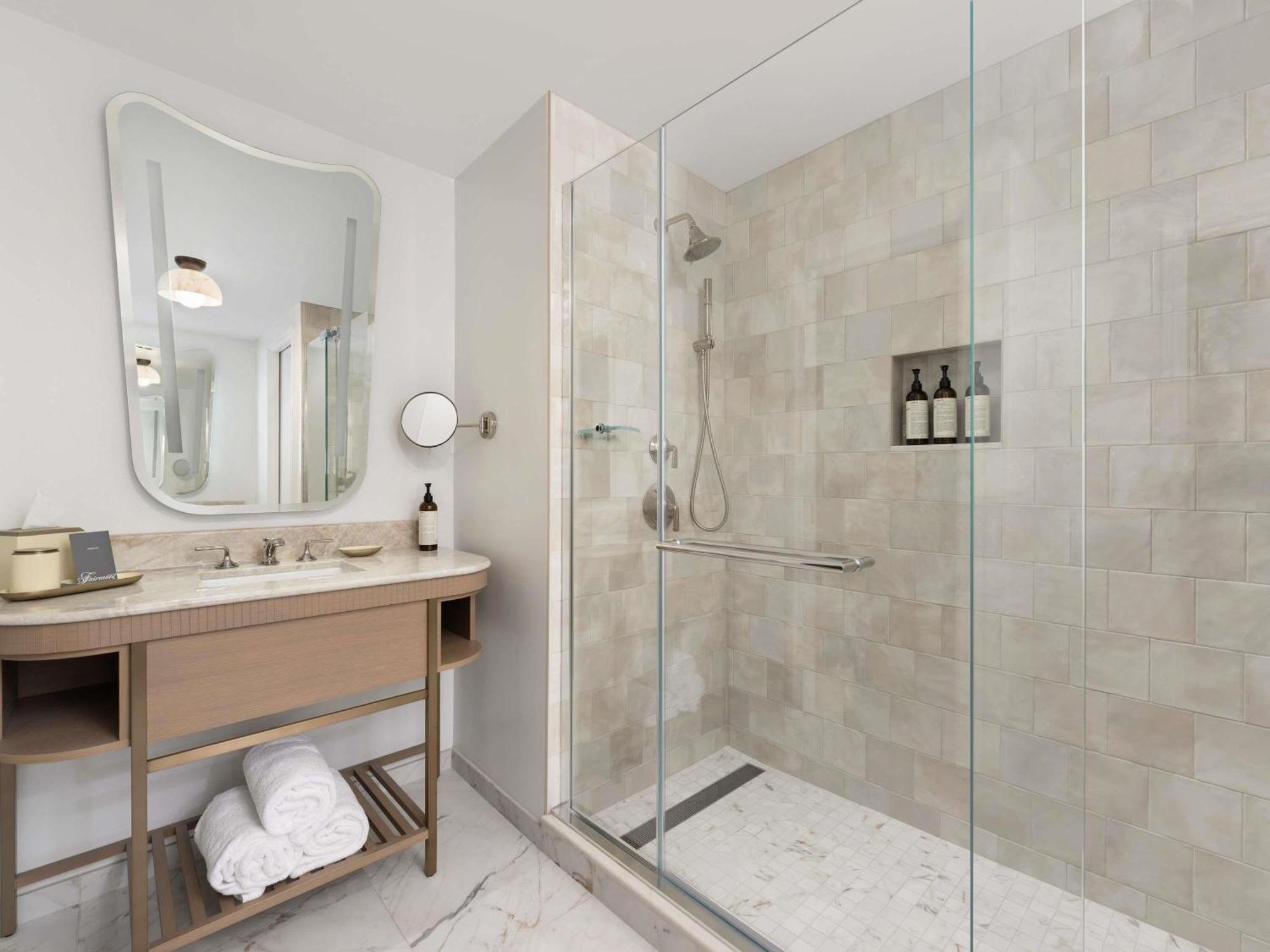 Fairmont Gold mit einem Kingsize-Bett
