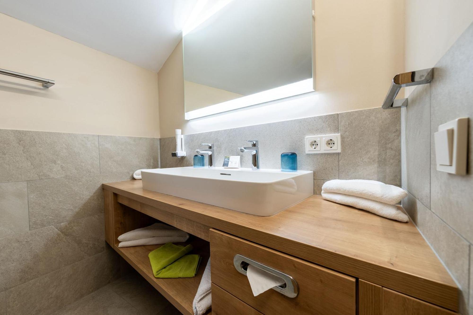 Deluxe Junior Suite