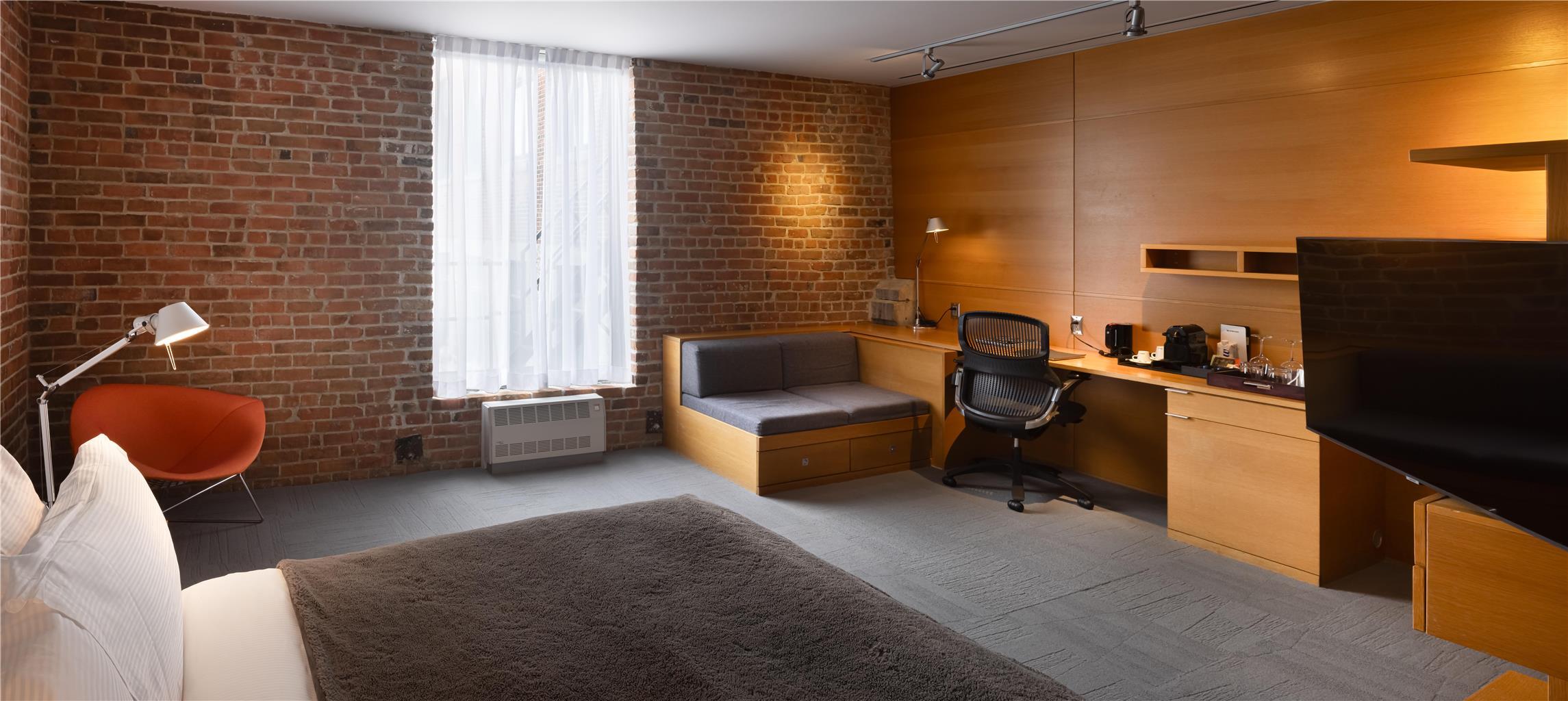 Corner Loft,1756425959:JPEG