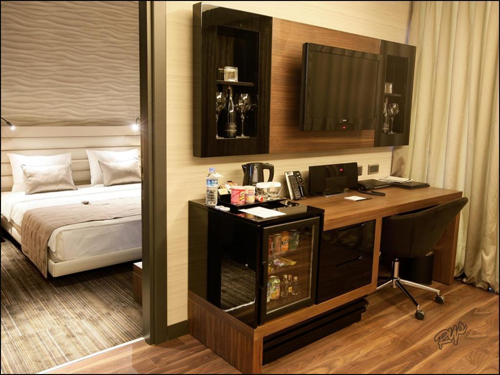 Double Suite,33318640:|0|0|Double Suite,33318646:|0|0|Double Suite