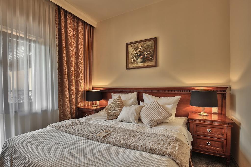 Double or Twin Room with Spa Package,824985077:JPEG