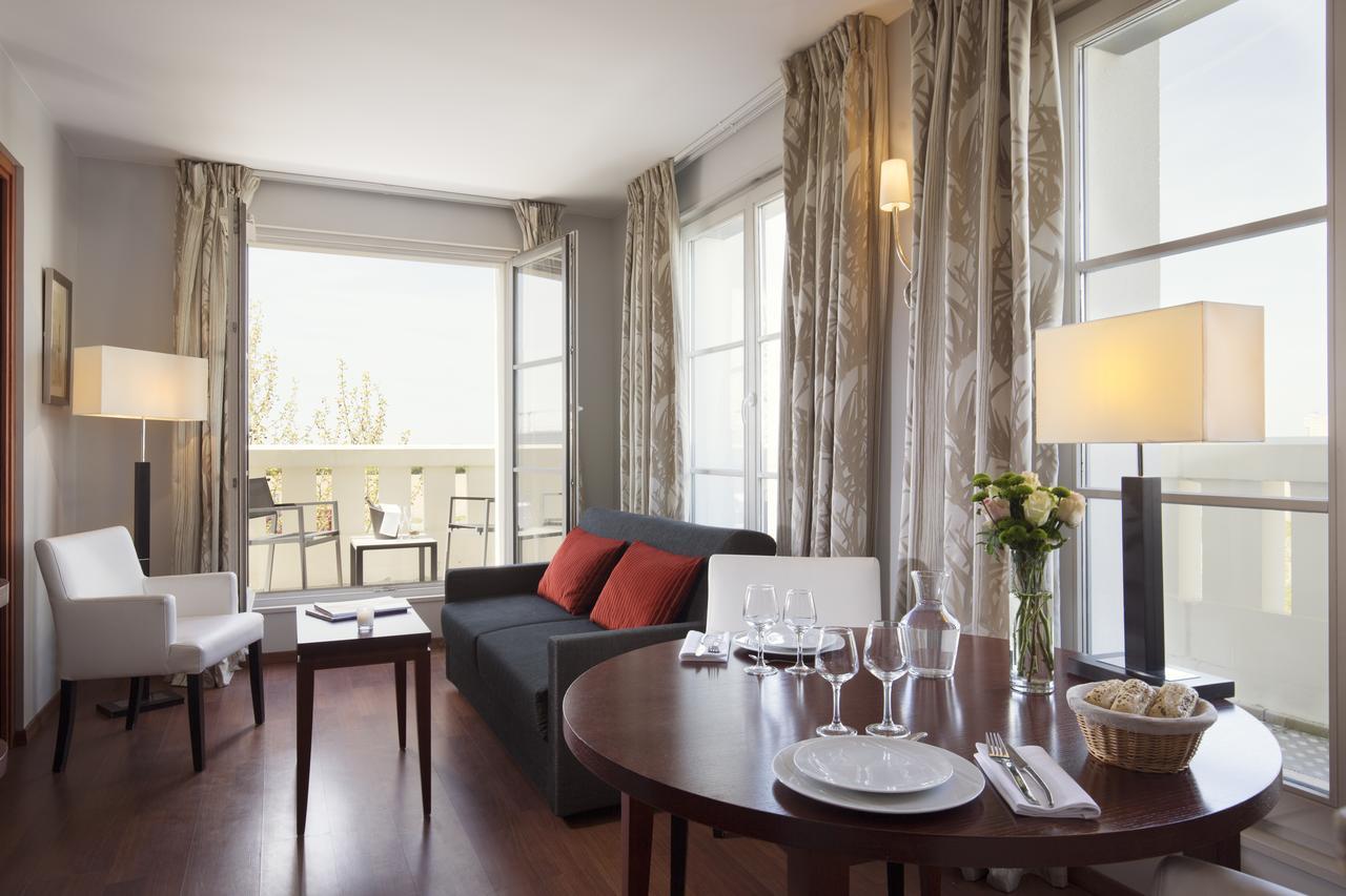 Executive Junior Suite,647482857:JPEG