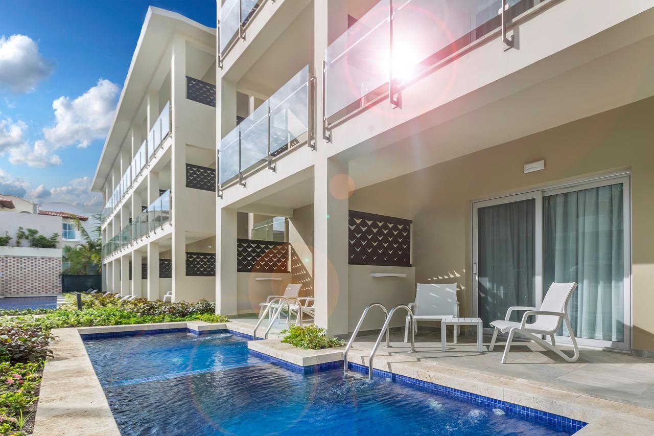 Superior Junior Suite mit direktem Zugang zum Pool