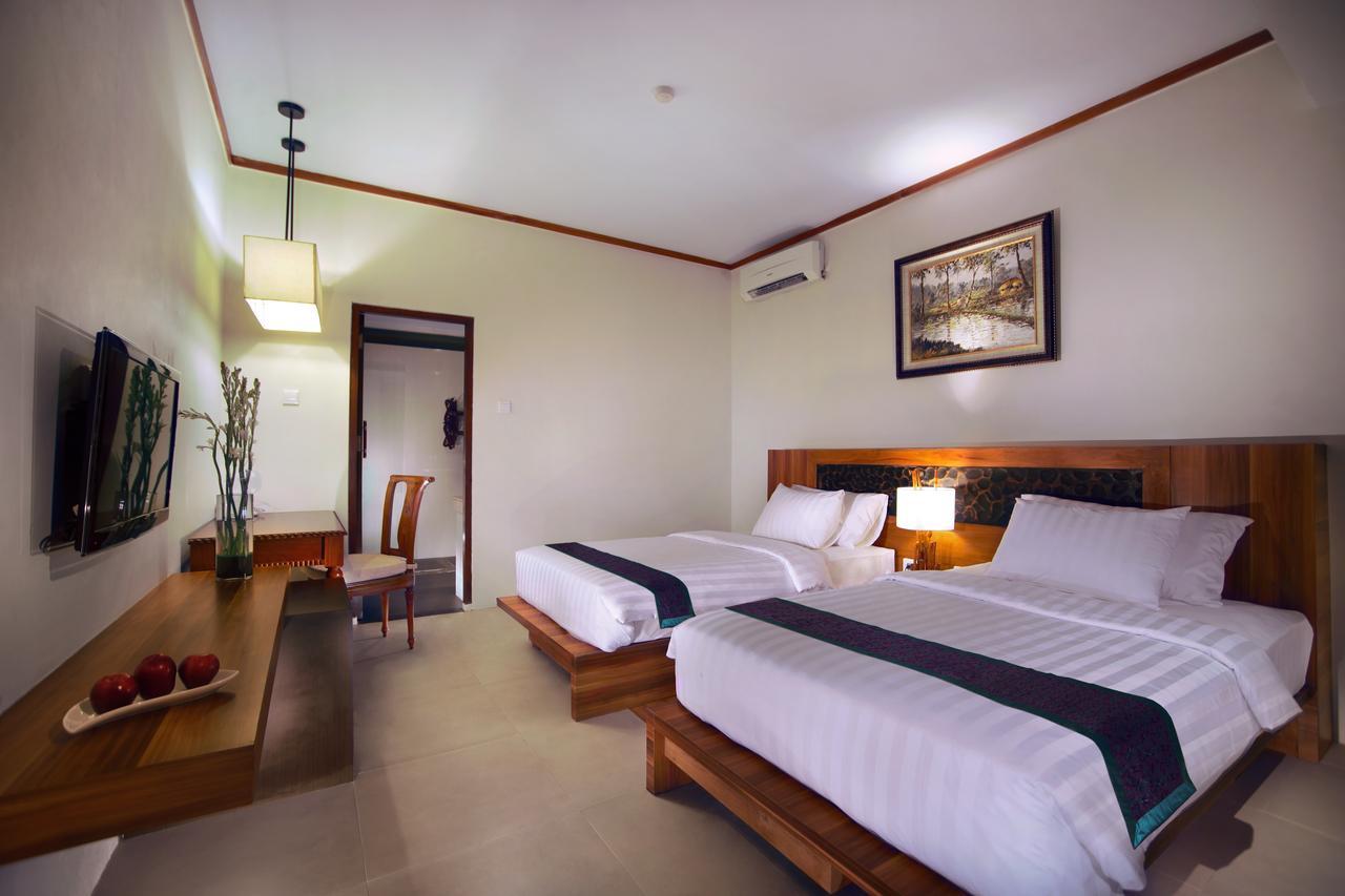 Deluxe Zweibettzimmer mit Poolblick