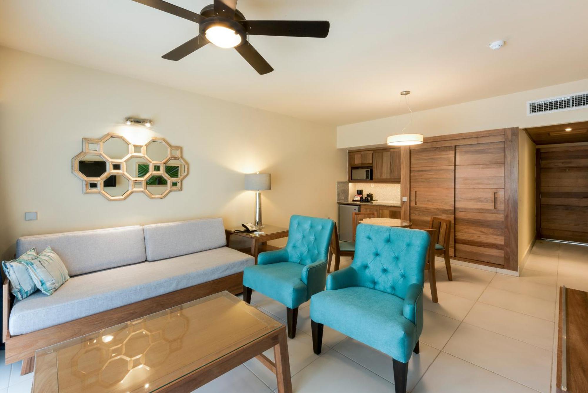 Standard Suite,701942008:JPEG