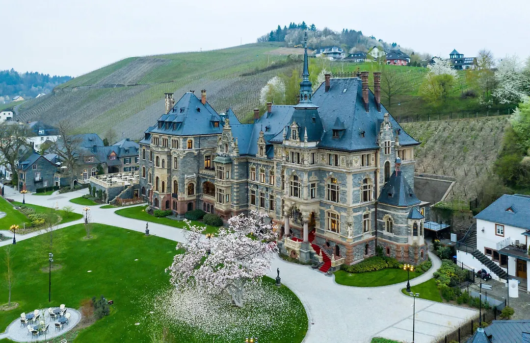 Schloss Lieser, Autograph Collection-1