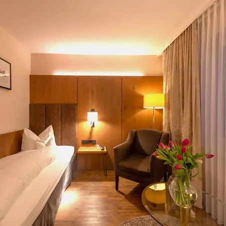 Hotel Bavaria-3
