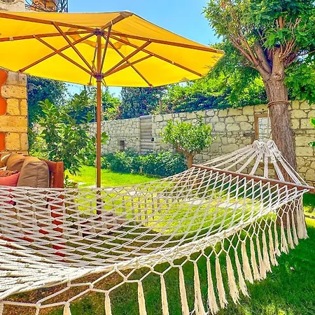 Banana Alacati Food & Stay - Adults Only-3