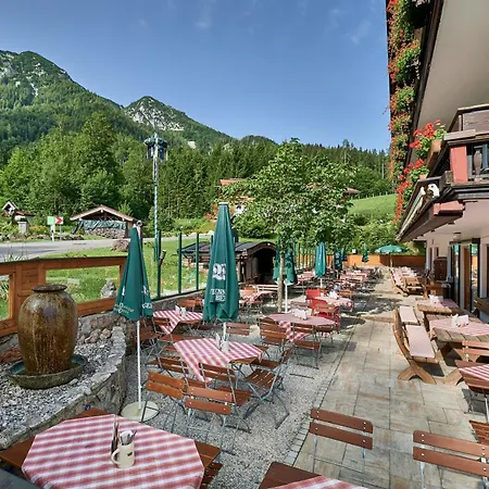 Aktivhotel&Gasthof Schmelz Ihr familienfreundliches Urlaubs Hotel mit Wellness, Almsauna, Chiemgau Karte-2