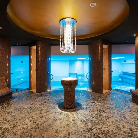 Villa Luisa Resort & Luxury Apartments-3
