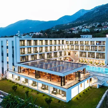 Black Diamond Hotel Dhermi-3