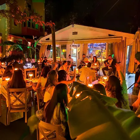 Banana Alacati Food & Stay - Adults Only-2