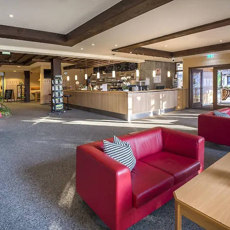 JUFA Hotel Altenmarkt-Zauchensee-2