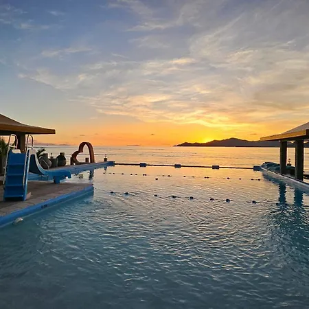 La Digue Luxury Beach Bungalow Spa&Gym-3