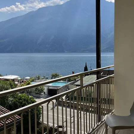 Hotel Garda Bellevue-3