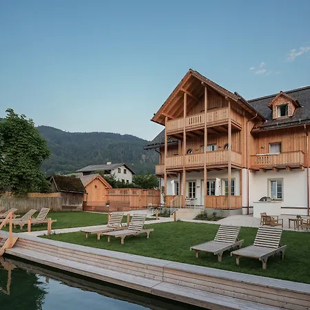 Villa Alma - A Lakeside Boutique Hotel-3