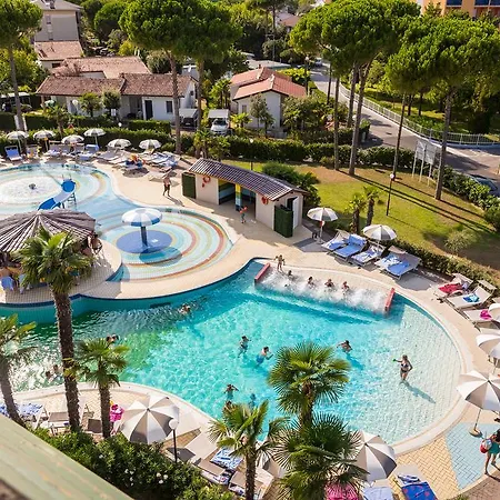 Mediterranee Family Hotel & Spa-2