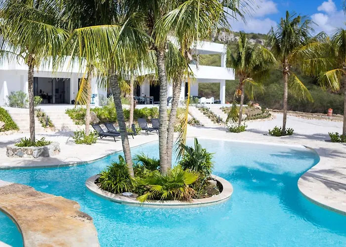 Reef - Blue Bay Golf & Beach
