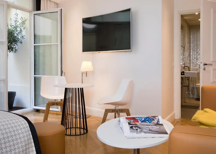 Hotel R De Paris - Boutique Hotel