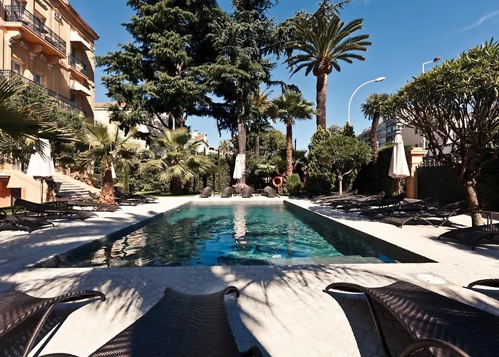 GOLDEN TULIP CANNES HOTEL de PARIS