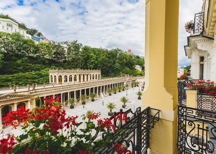 Astoria Hotel & Medical Spa