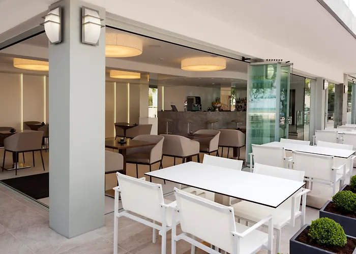 Kyrat Amarac - Adults Only