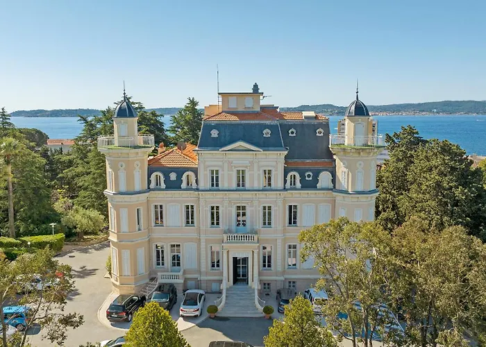 Hotel: Hotel Les Tourelles