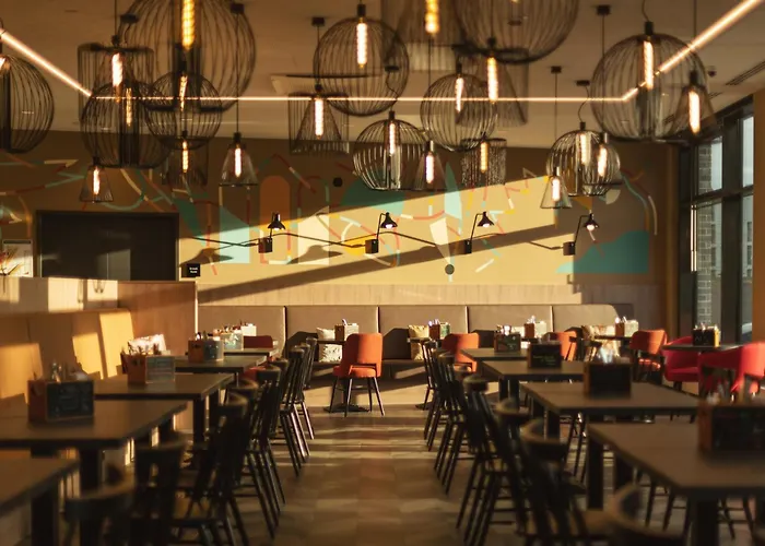 Holiday Inn - The Niu, Sparrow By Ihg