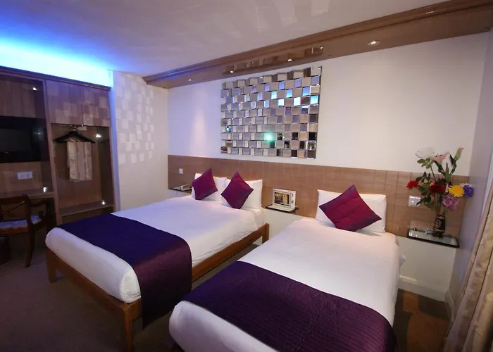 Hotel: Westpoint Hotel