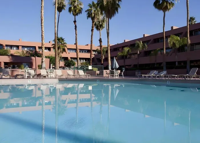 Marquis Villas Resort