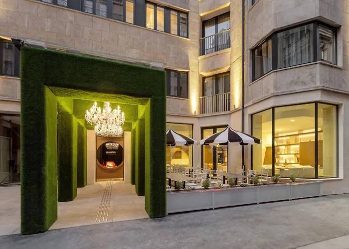 Mamaison Hotel Chain Bridge Budapest
