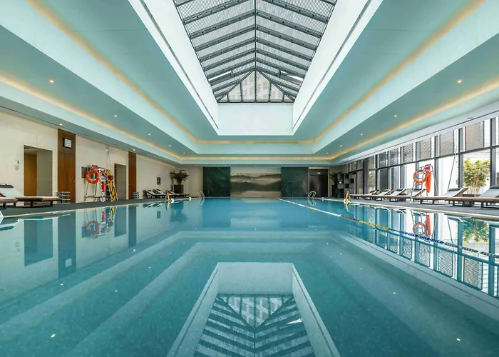 Jinling Hotel