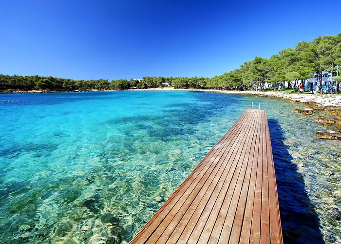 Crvena Luka Resort