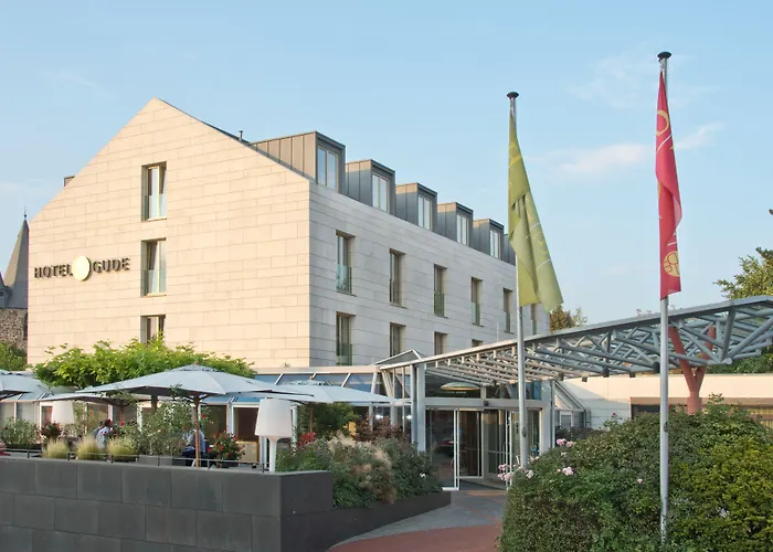 Hotel Gude
