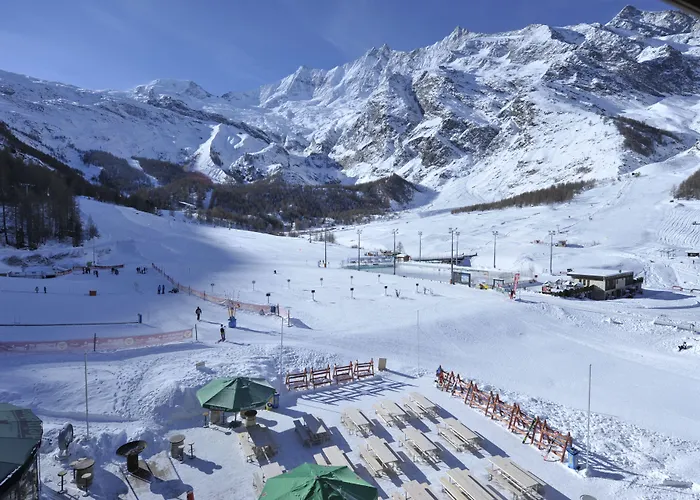 The Larix Ski-In Ski-Out