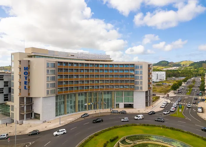 Vip Executive Azores Hotel