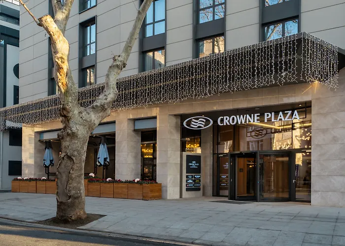 Hotel mit Pool: Crowne Plaza Istanbul - Ortakoy Bosphorus By Ihg