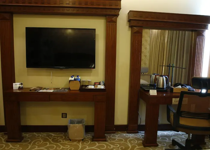 5-Sterne-Hotel: Royal Swiss Lahore