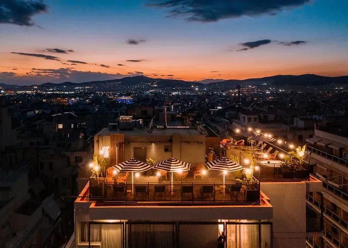 Jacuzzi-Hotel: Max Brown Hotel Downtown Part Of Sircle Collection Formally Known As Dave Red