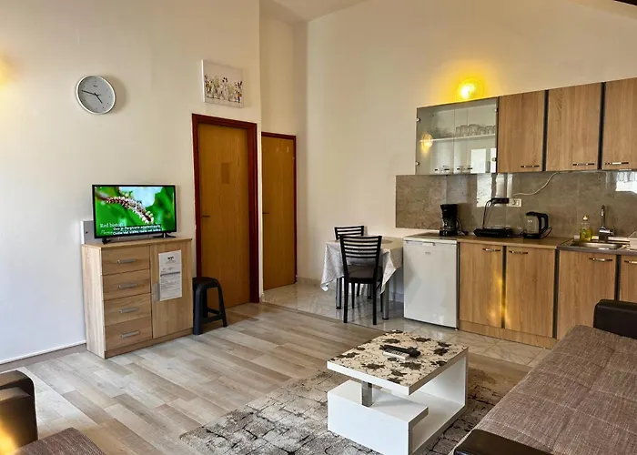 Amore House With Apartment